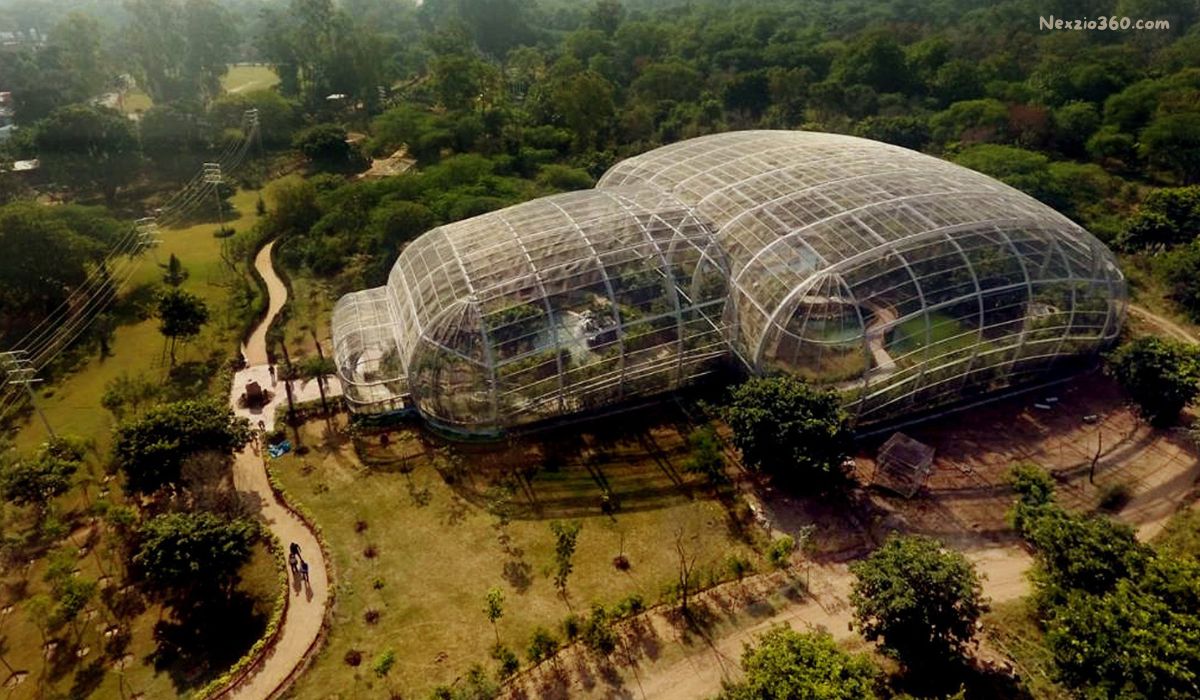 Bird Park Chandigarh at Rock Garden, Sector 1, Chandigarh